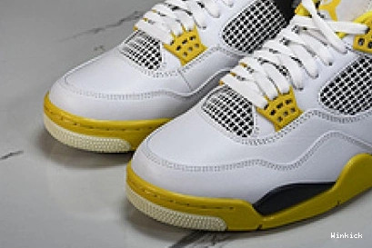 Jordan Air AQ9129-101 “VividSulfur” 4 WMNS 1026